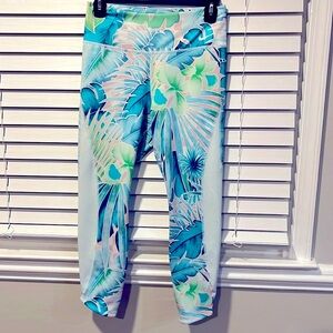 NIKE DRI FIT CAPRI WORK OUT Leggings